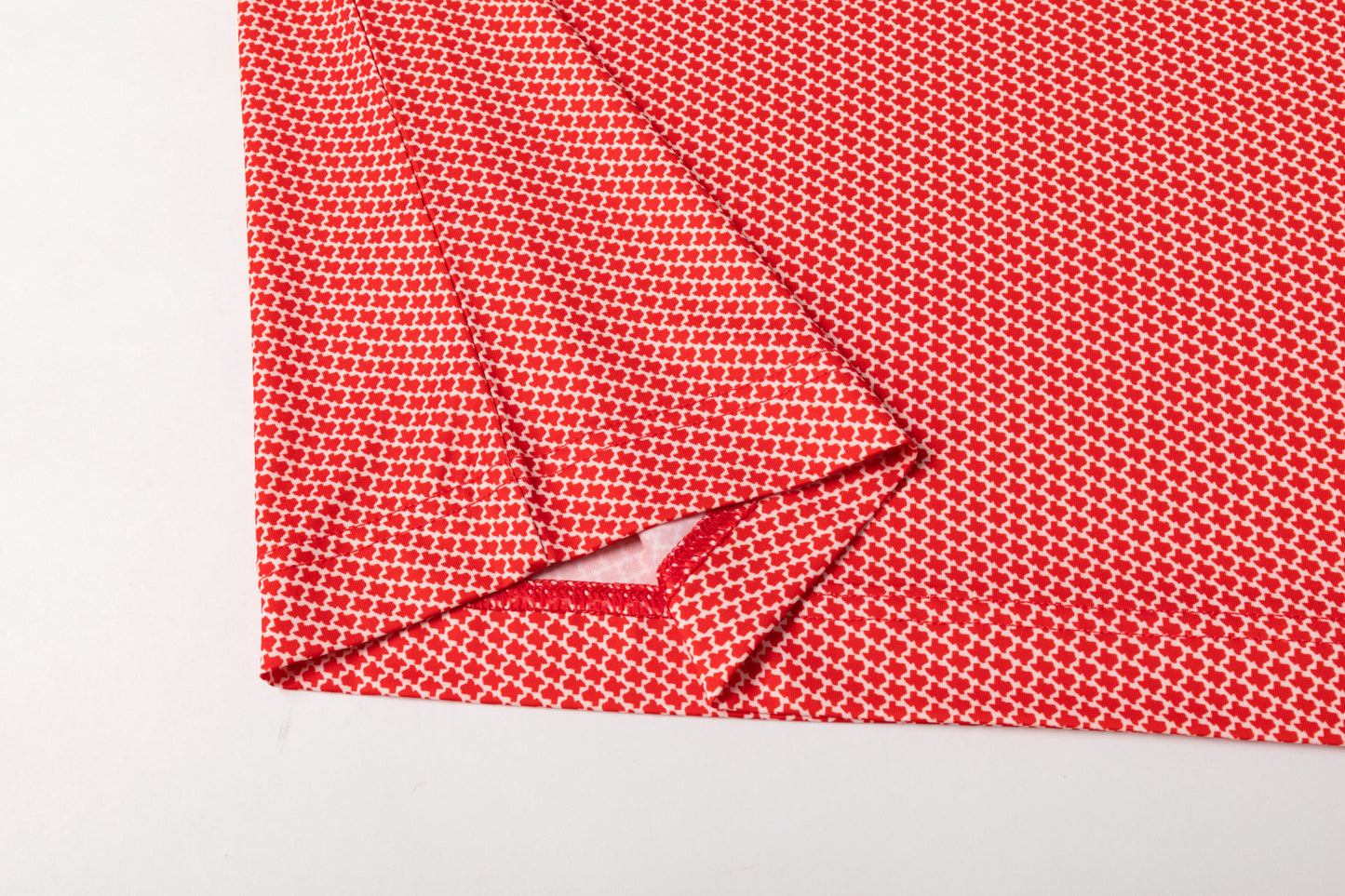 Red houndstooth pattern Antimicrobial quick dry slim fit polo shirt
